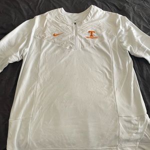University of Tennessee Quarter zip. White, slight discoloration. Size XL.